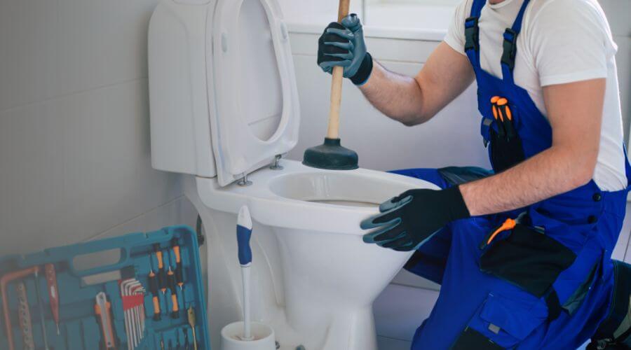 Professional expert plumbing services in Ridott, IL